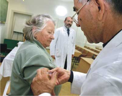 anziani e vaccino contro la pertosse