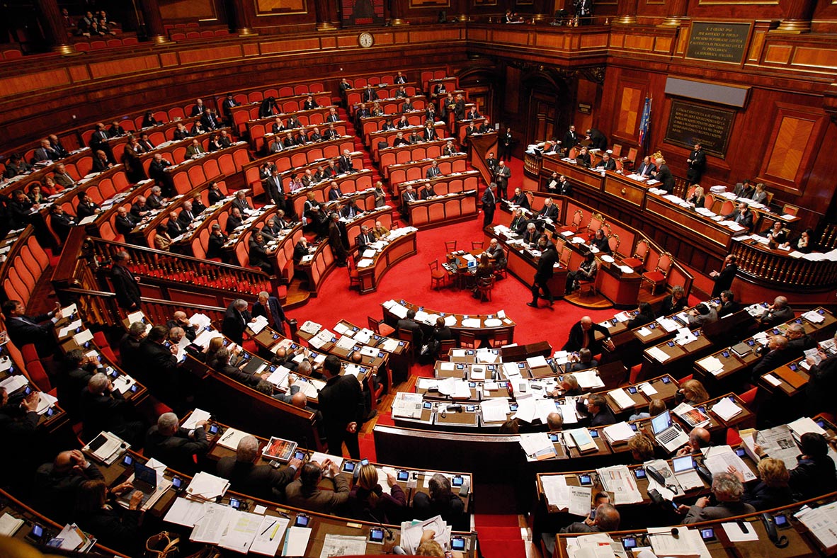 DEMOCRAZIA E PARTITI