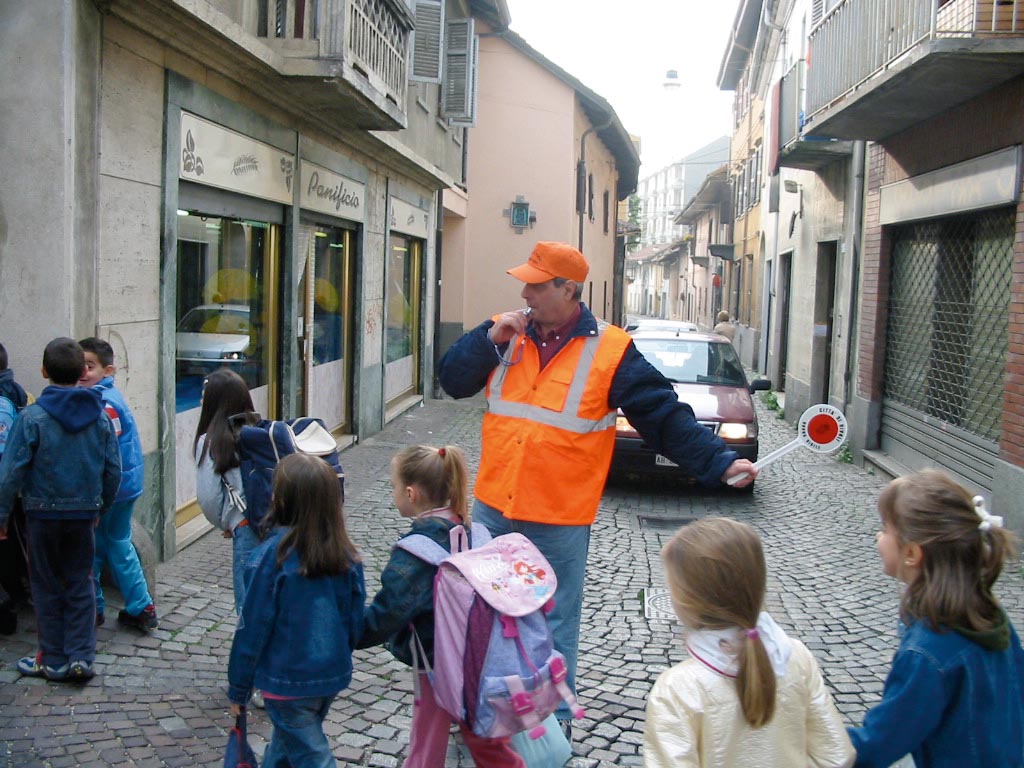 ANZIANI VITALI E IMPEGNATI NEL VOLONTARIATO