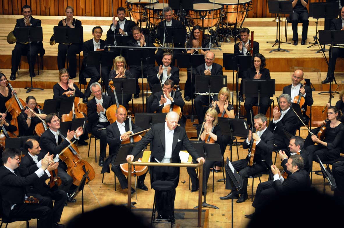 Learning English through…  ORCHESTRAS