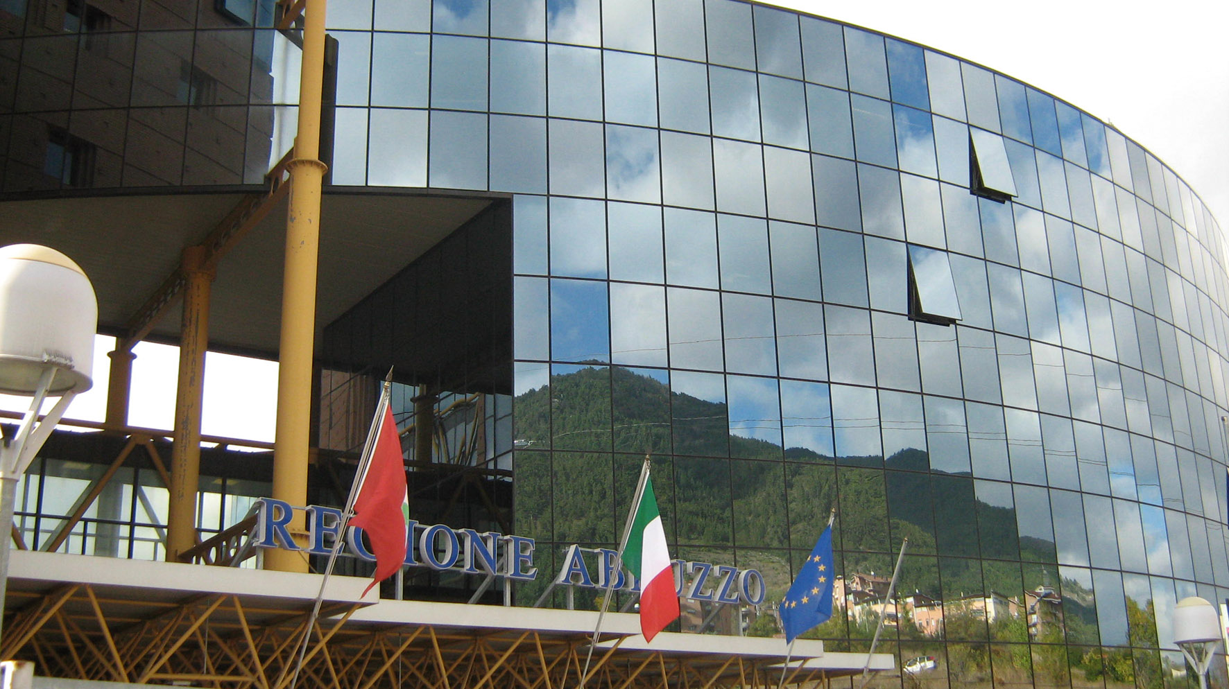 GLI ABRUZZESI NON SONO QUESTO