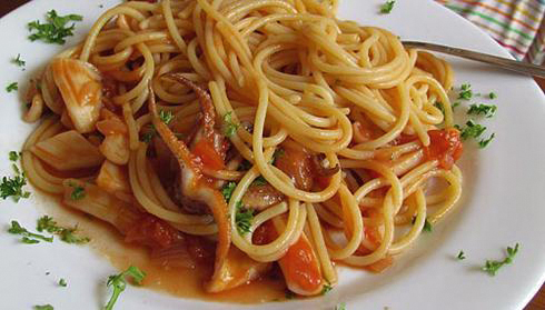 SPAGHETTI CON CALAMARI