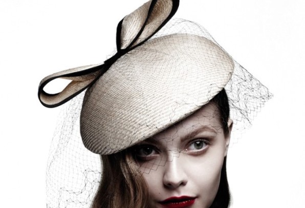 CHAPEAU, MADAME!