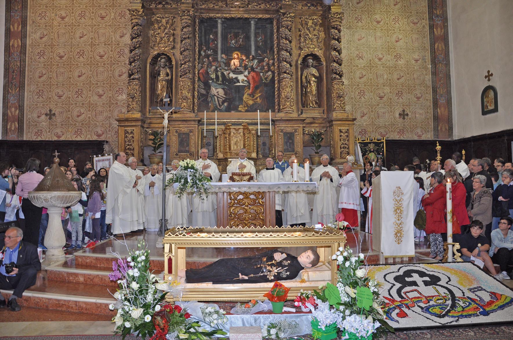 CALOROSA ACCOGLIENZA AL SANTO DEI GIOVANI