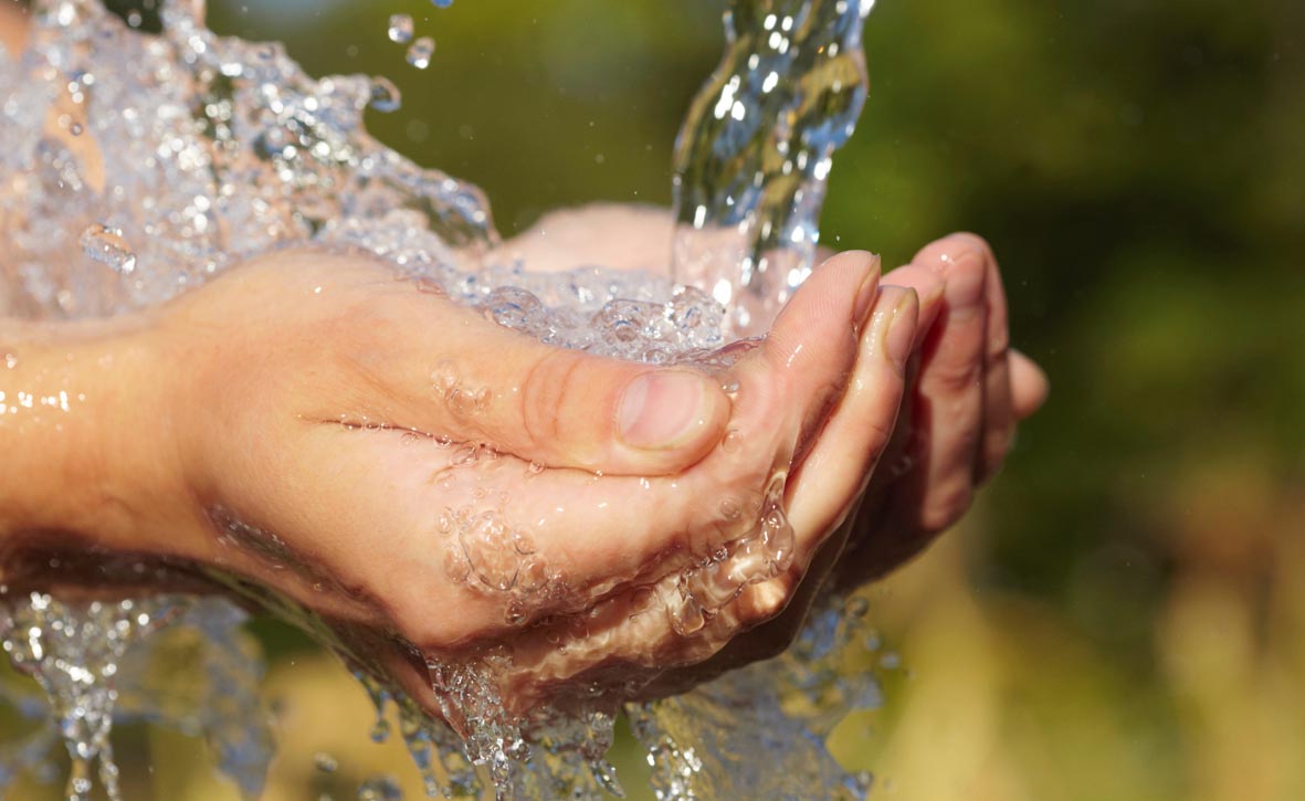TROPPA ACQUA SPRECATA