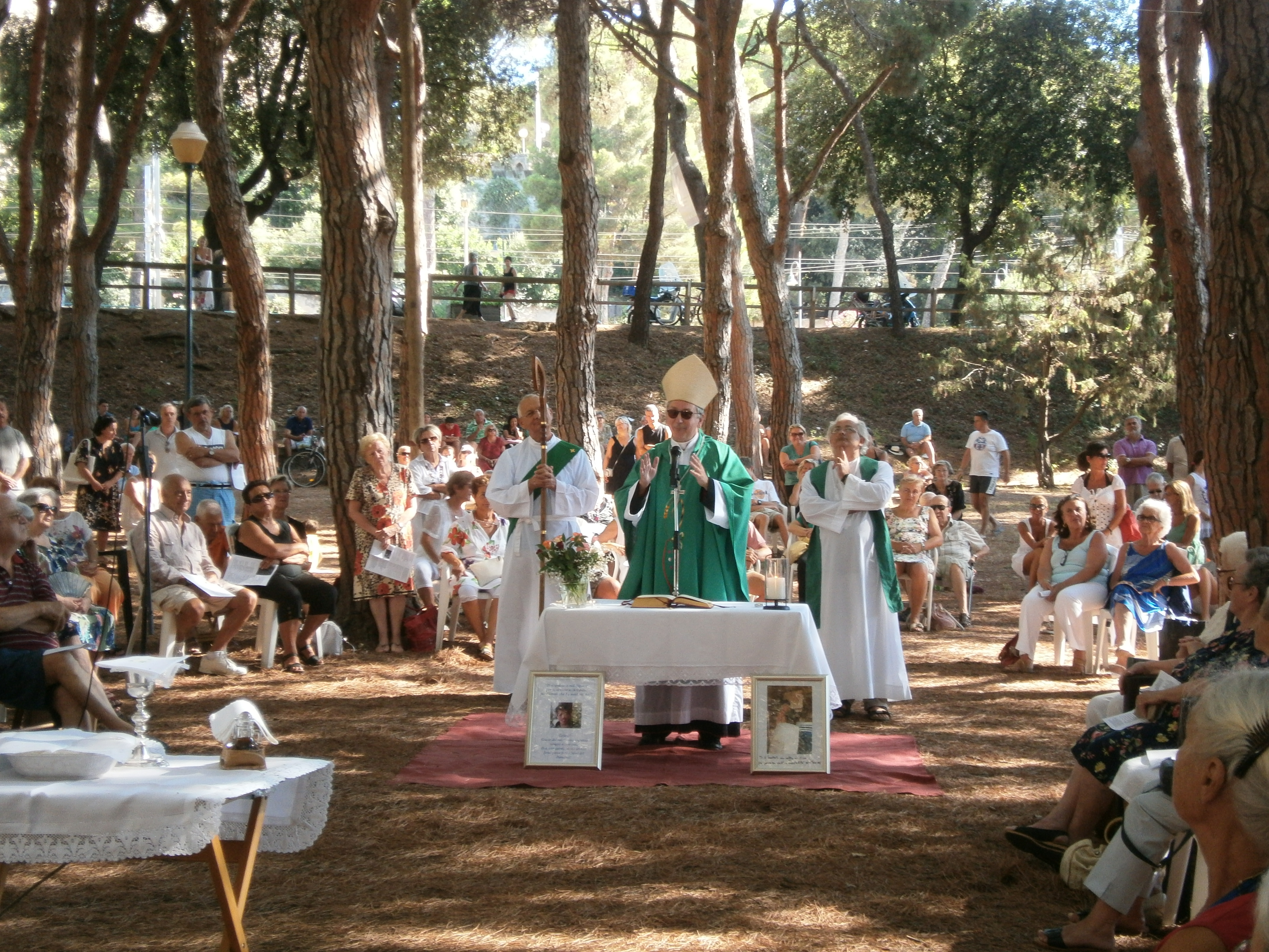 CENTRALITÀ  DELL’EUCARISTIA
