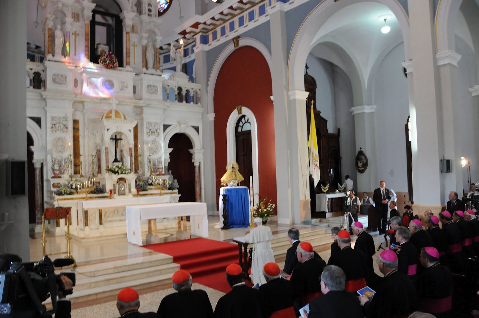 VIRGEN DE LA CARIDAD
