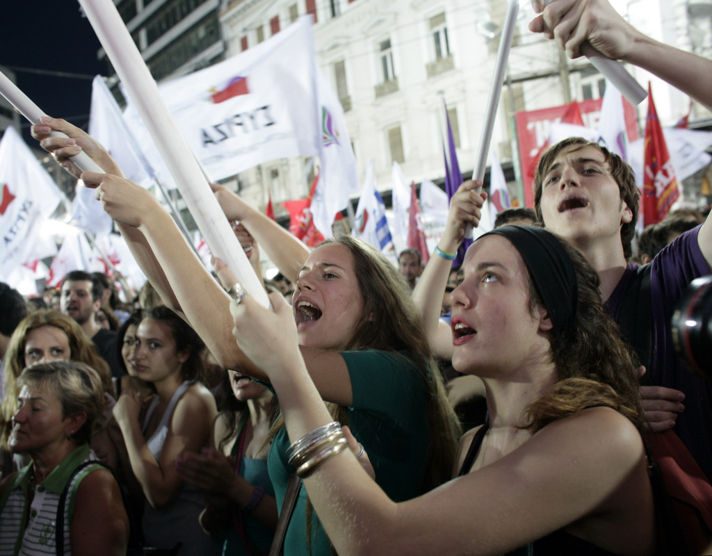 ATENE METTE IN CRISI LA POLITICA DI AUSTERITà
