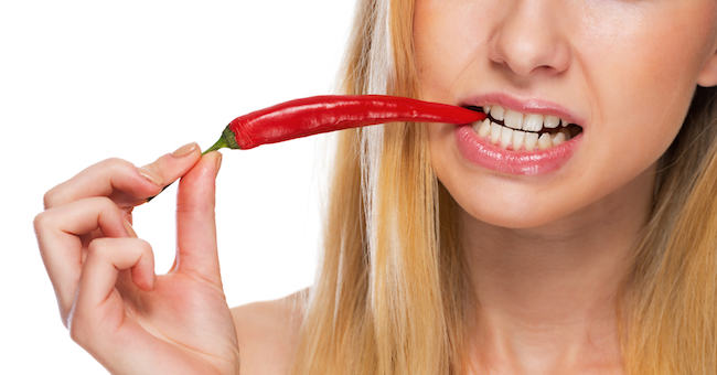 MANGIARE IL PEPERONCINO ALLUNGA la VITA
