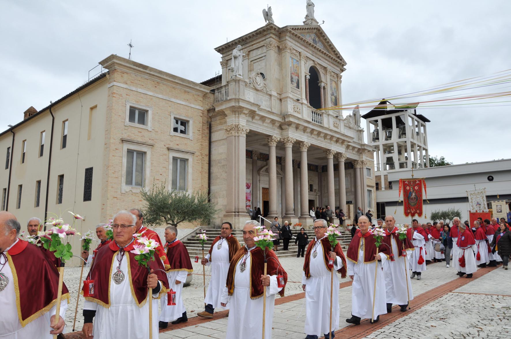 16° incontro  confraternite