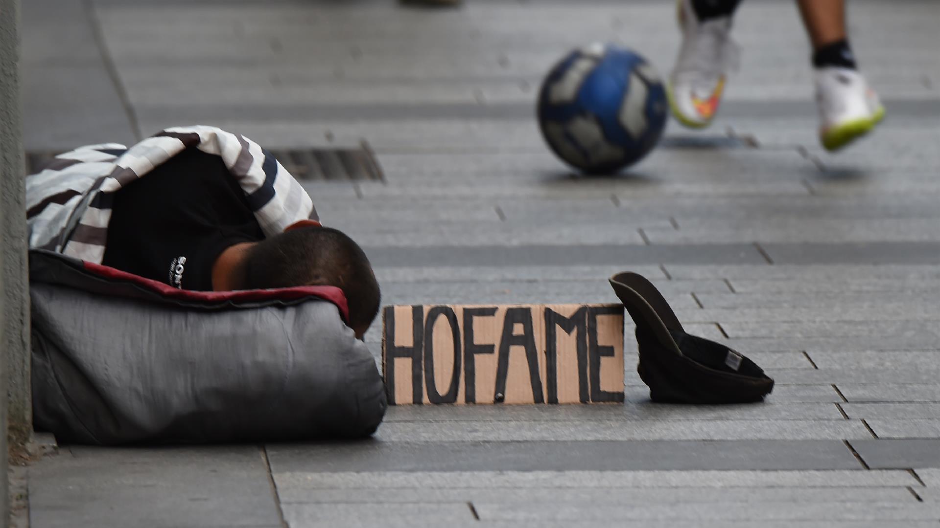 POVERTÀ E IPOCRISIA