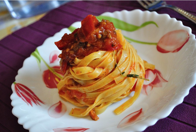 PAPPARDELLE AL SUGO DI FUNGHI PORCINI