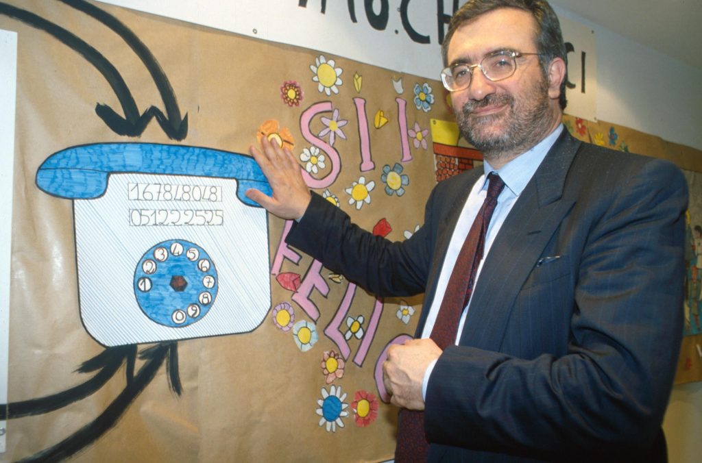 UN RAPPORTO SOCIAL…MENTE COMPLICATO