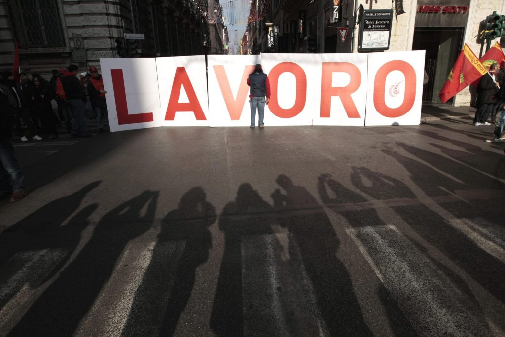 NORD E SUD SEMPRE PIÙ LONTANI