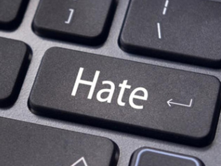 Quell’odio che scorre sui Social