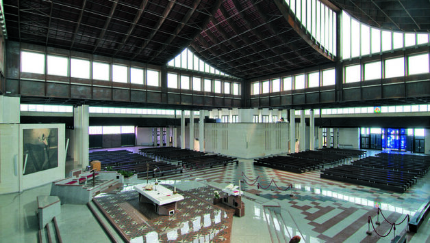 panorama interno santuario