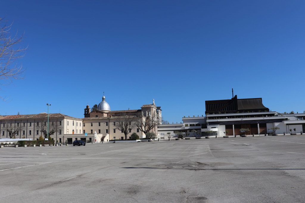 IL VIRUS HA BUSSATO  ANCHE IN CONVENTO…