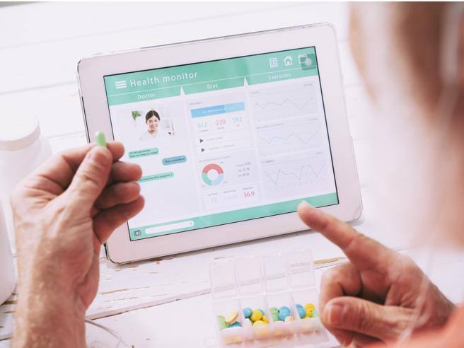 ANCHE GLI ANZIANI UTILIZZANO LA SANITÀ DIGITALE