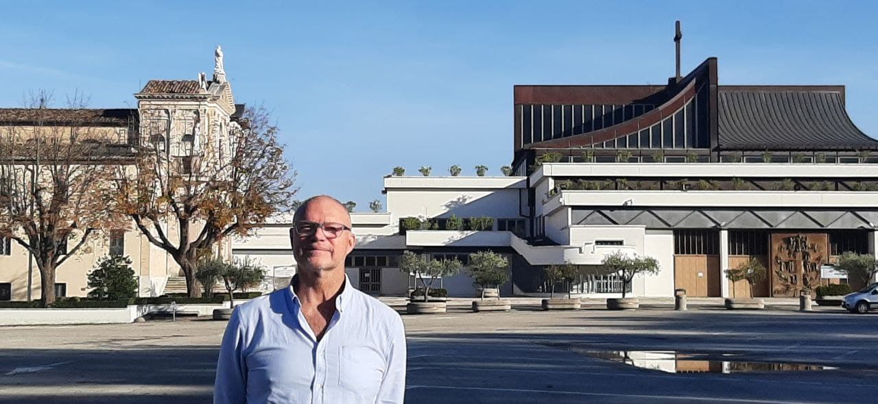 “UNA PERLA  BEN NASCOSTA”