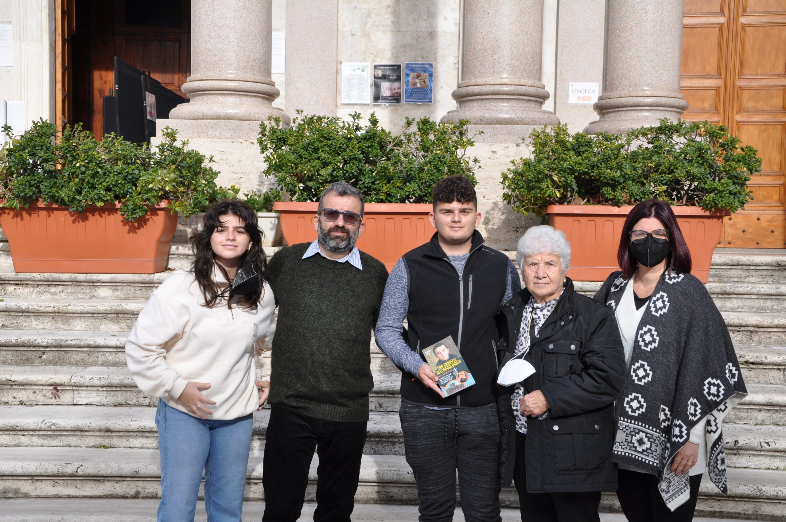 Prima tappa al santuario per ringraziare