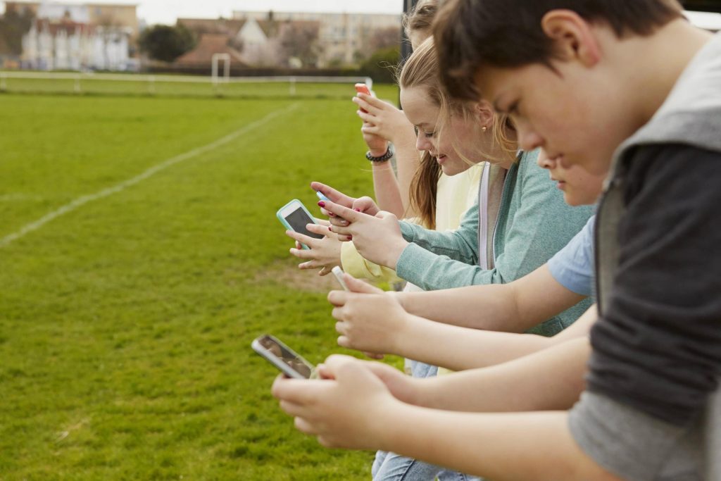 I RAGAZZI DEL CELLULARE