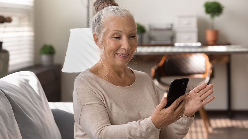L’USO DI SMARTPHONE AIUTA A MIGLIORARE LA MEMORIA
