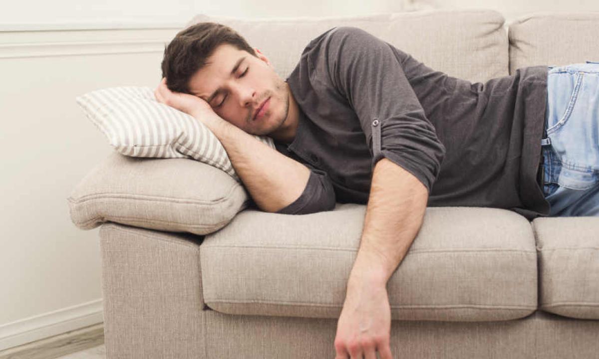IL SONNELLINO DOPO PRANZO È UN TOCCASANA PER LA SALUTE