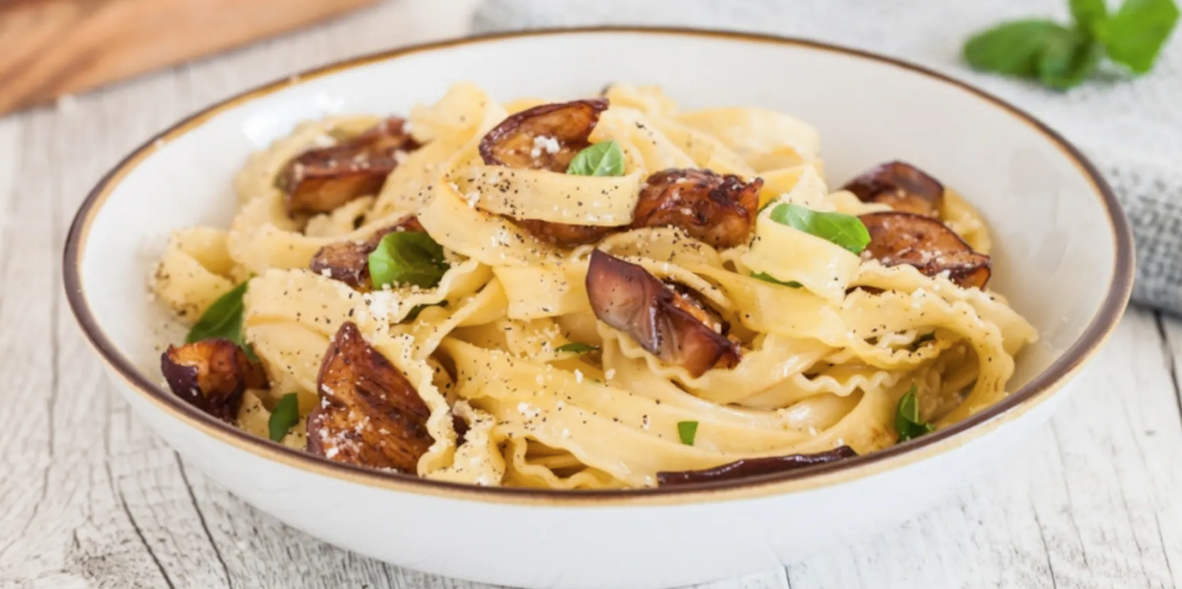 Pasta con le melanzane in bianco