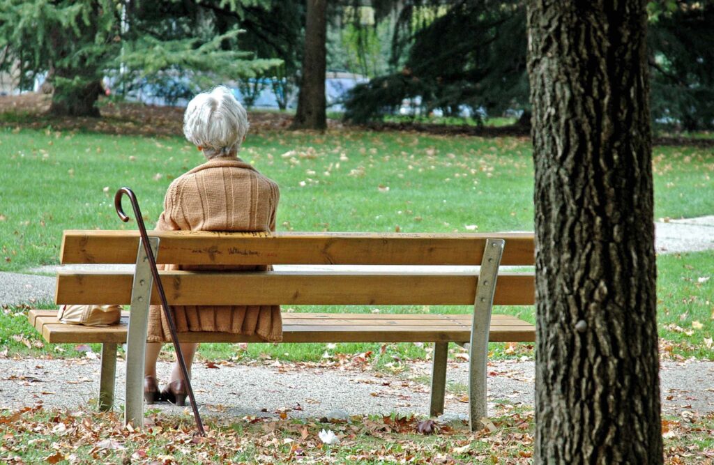 ANZIANITÀ, UN PROBLEMA CULTURALE