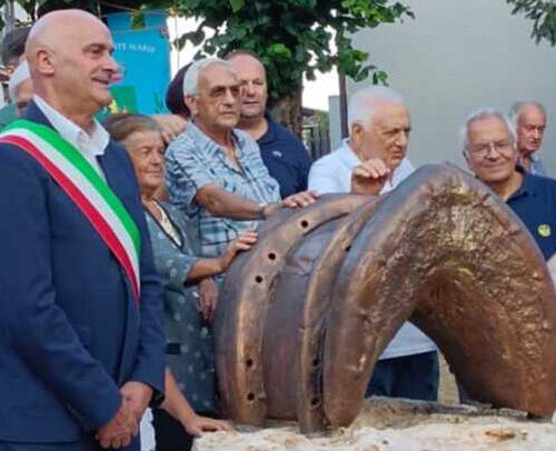Mani perdute